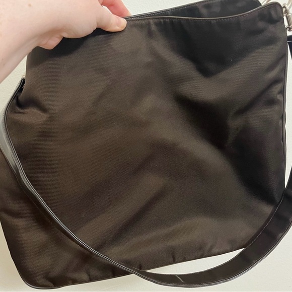 Vintage Gucci Brown Nylon With Bamboo handles - Picture 2 of 9